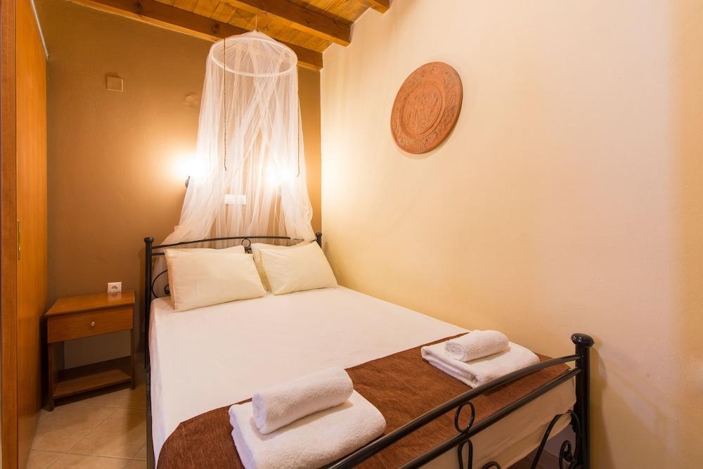 3 Charites Old Town Apartamento Rhodes City Exterior foto