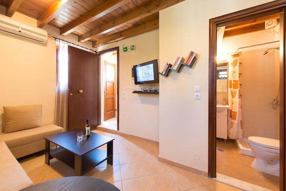 3 Charites Old Town Apartamento Rhodes City Exterior foto