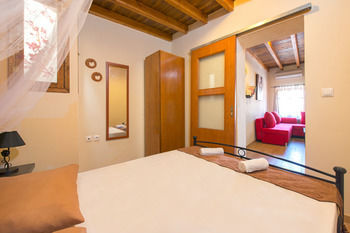 3 Charites Old Town Apartamento Rhodes City Exterior foto