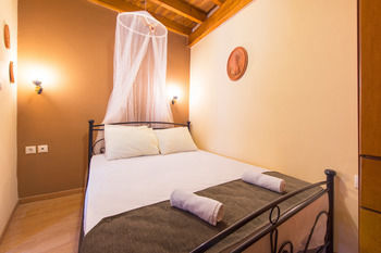 3 Charites Old Town Apartamento Rhodes City Exterior foto