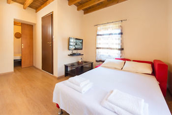 3 Charites Old Town Apartamento Rhodes City Exterior foto